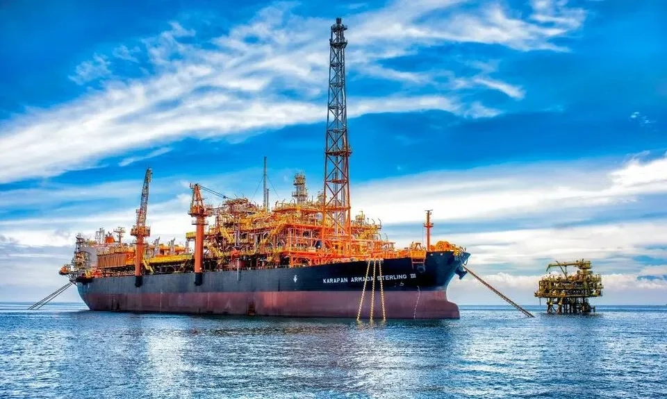 <p>Eksplorasi Migas di Selat Madura Terganggu Aksi Premanisme</p>