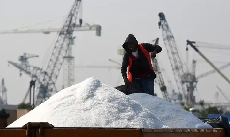 <p>Menperin Akui Tak Mungkin Setop Impor Garam</p>