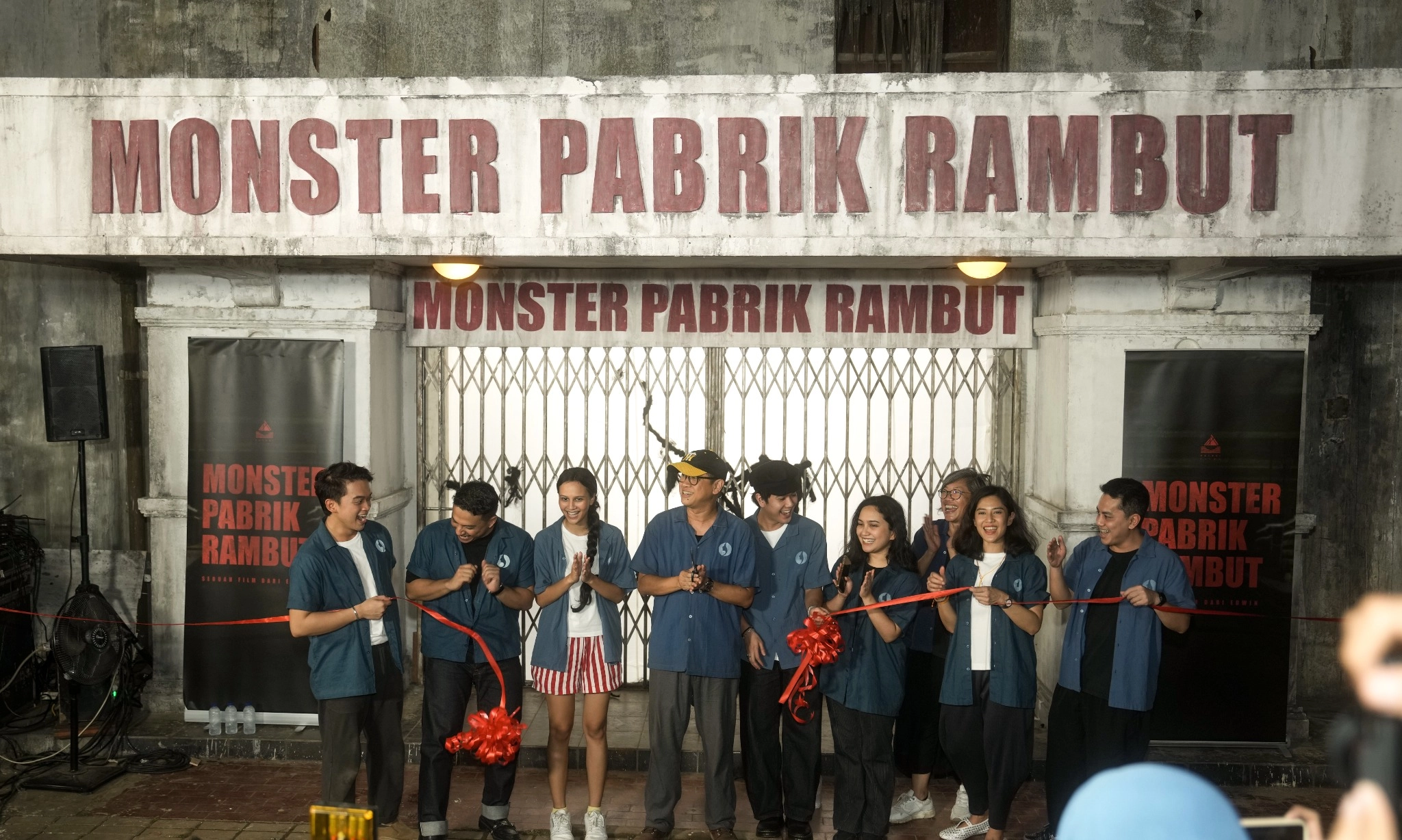 <p>Kolaborasi Edwin-Eka Kurniawan Berlanjut Di Horor Fantasi <em>Monster Pabrik Rambut</em></p>