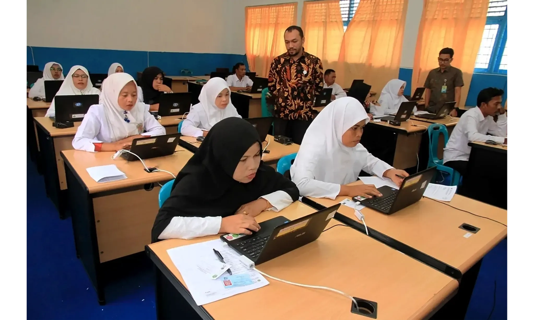 <p>Pemerintah Beri Tunjangan Sertifikasi Ratusan Ribu Guru</p>