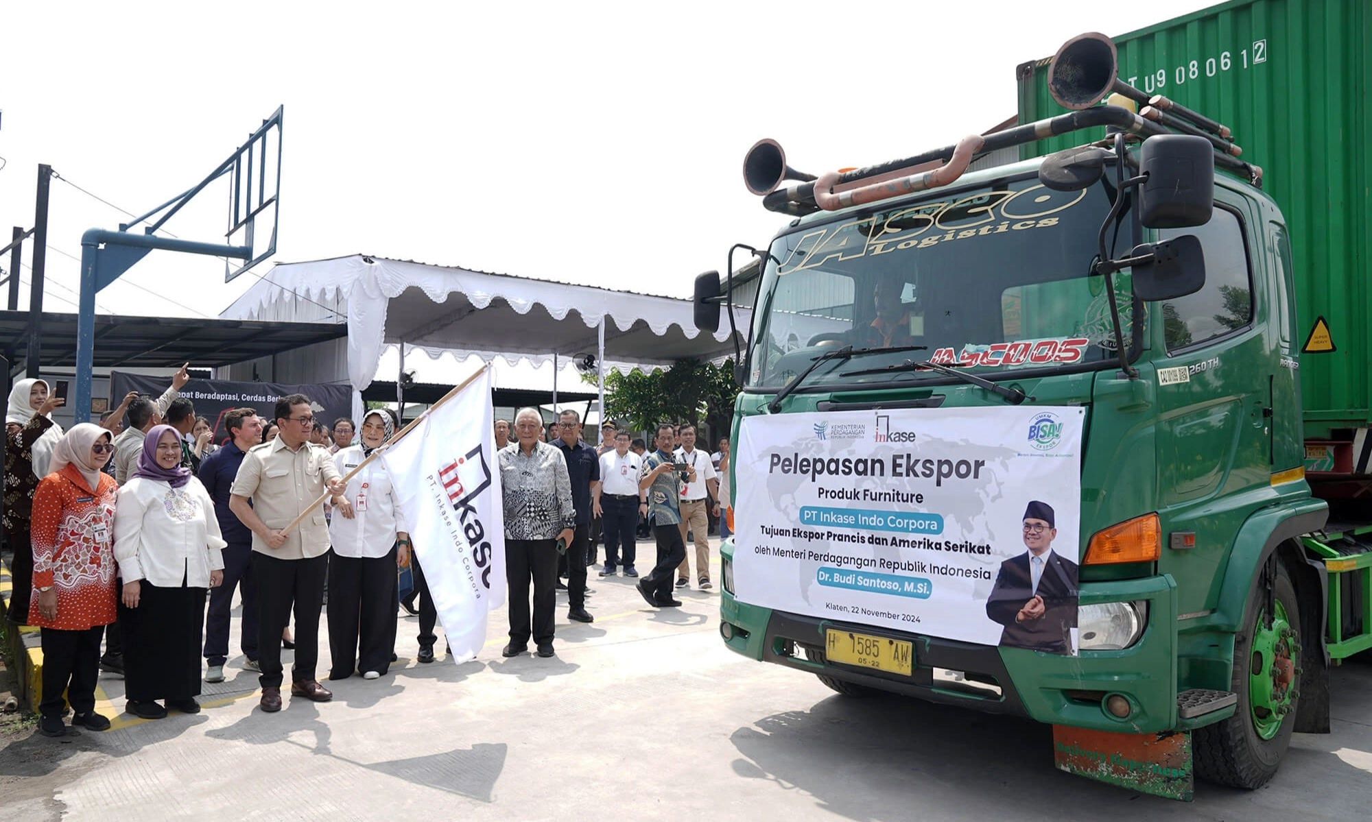 <p>Furnitur UMKM Tembus Ekspor Prancis Dan Arab Senilai Rp1,1 miliar</p>