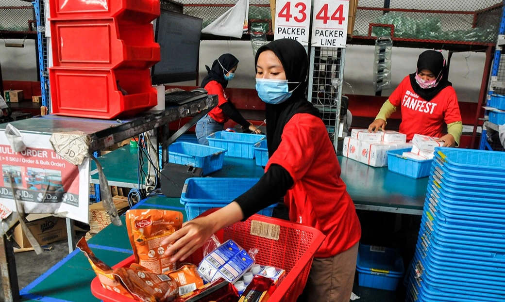 <p id="isPasted">Transaksi Harbolnas Ditargetkan Tembus Lebih Dari Rp28 T</p>