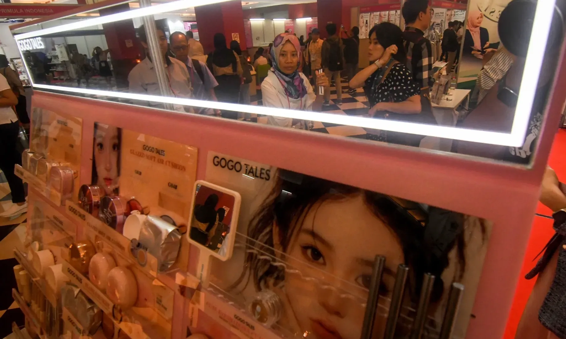 <div dir="auto" id="isPasted">Indonesia Berlimpah Bahan Baku Alami, Kemenperin Minta Industri Kosmetik Manfaatkan</div>