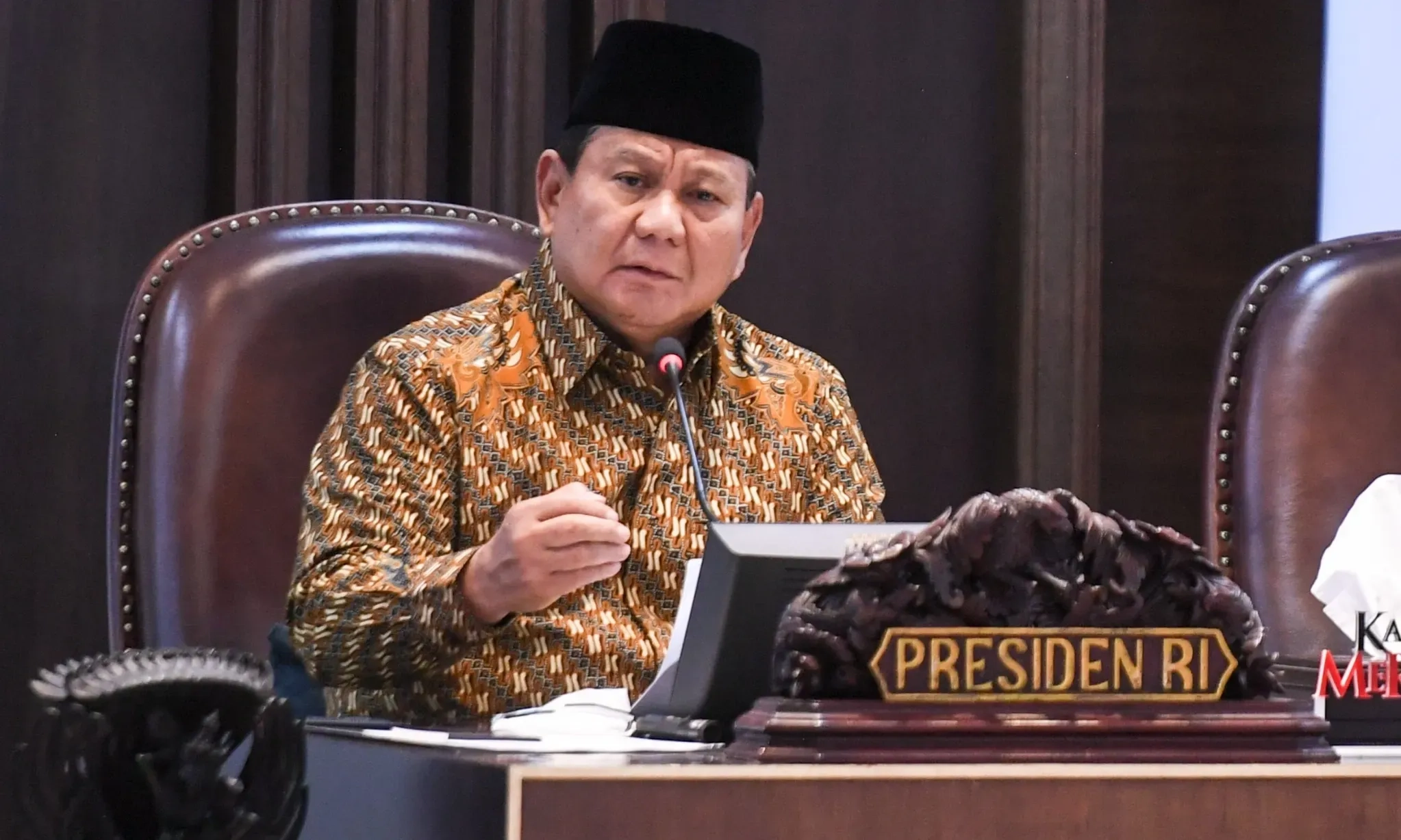 <p>Prabowo Umumkan UMP 2025 Naik 6,5%</p>