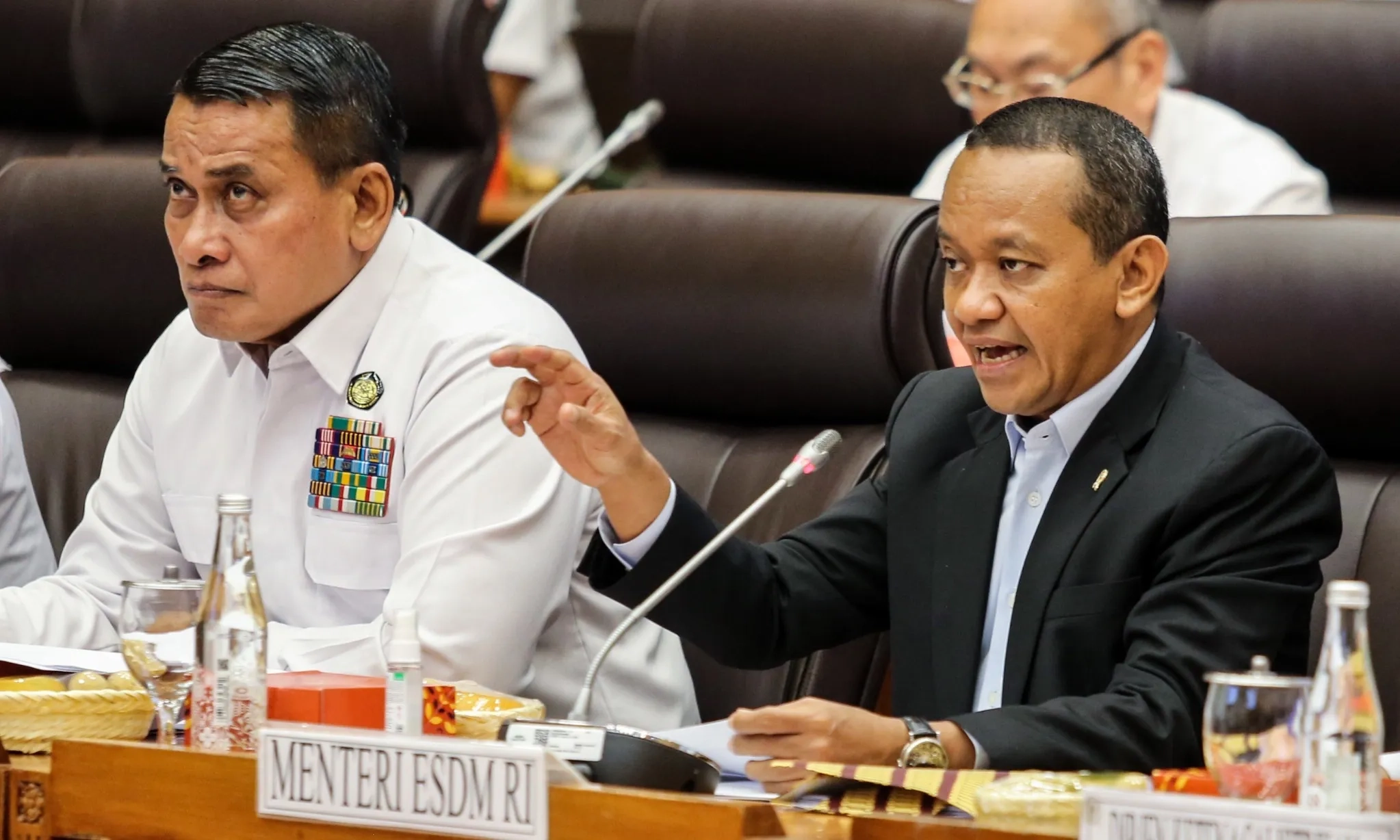 <p>Menteri Bahlil: UMKM Tak Dapat BLT Hasil Konversi Subsidi BBM</p>