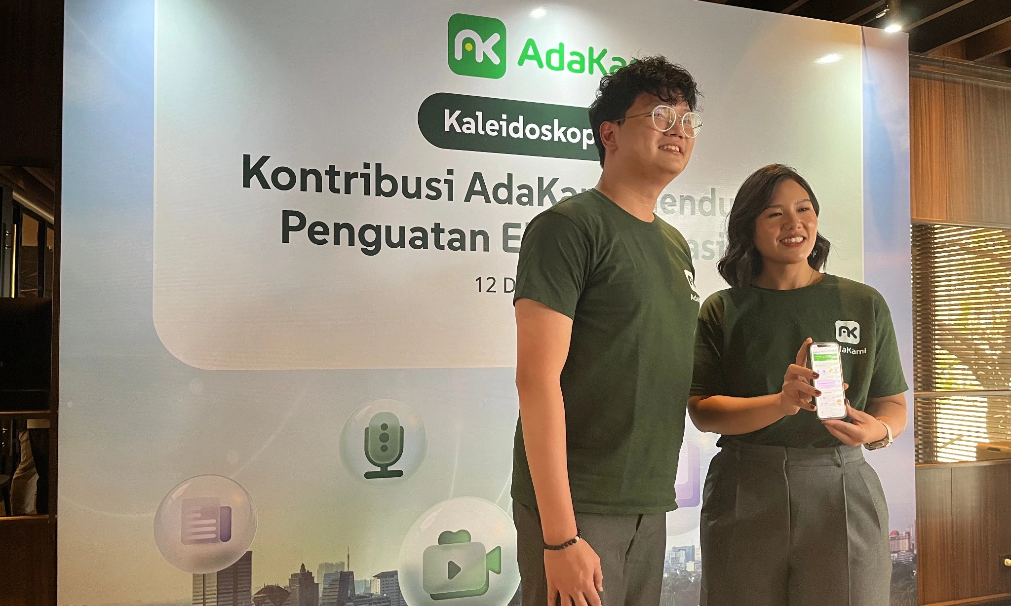 <p dir="ltr" id="isPasted">Manfaatkan Teknologi, Kredit Macet AdaKami Terjaga Di 0,21%</p>