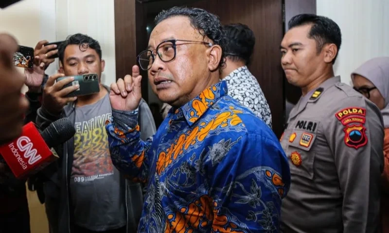 <p>Kompolnas Surati Presiden, Sarankan Evaluasi Senjata Api Polisi</p>