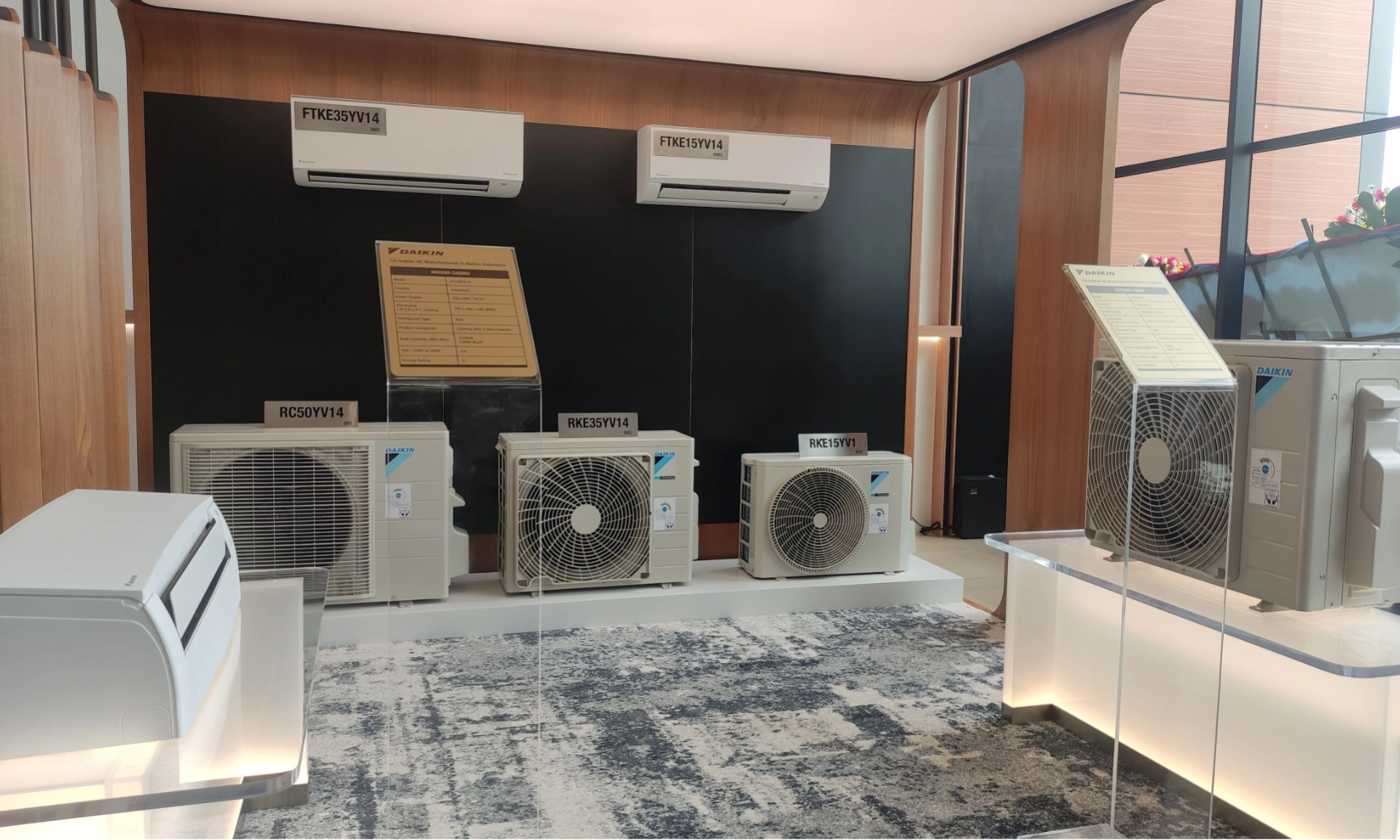 <p>Investasi Rp3,3 T, Daikin Indonesia Resmi Bangun Pabrik AC <i id="isPasted">Full-Scale&nbsp;</i></p>