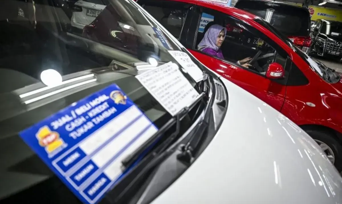 <p>OJK: Pembiayaan Kendaraan Bermotor Roda Empat Capai Rp298,30 Triliun</p>