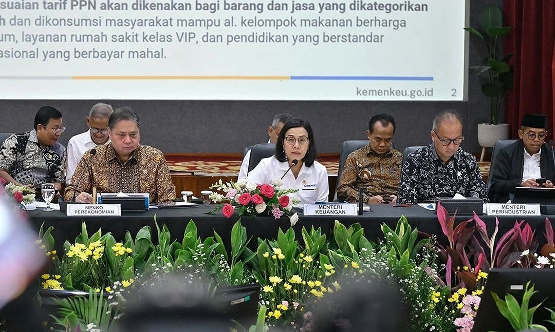 <p id="isPasted">Ekonom: Masyarakat Perlu Sadar! PPN 12% Diterapkan Pada Banyak Barang&nbsp;</p>