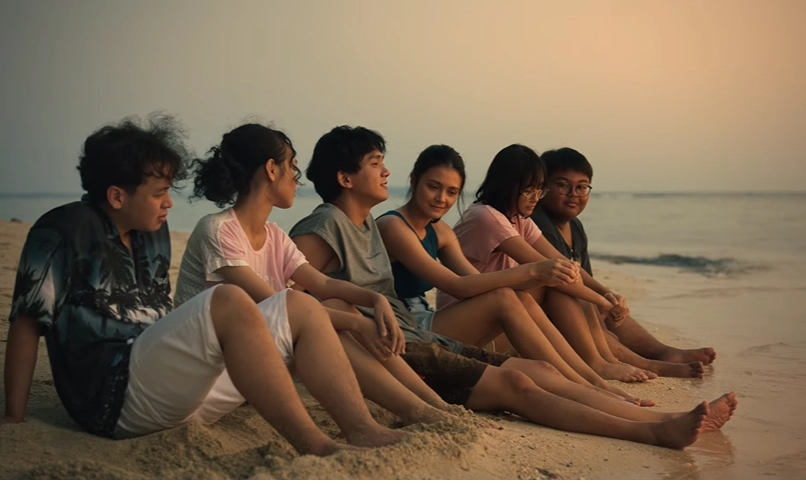 <p>Dunia Sendu Pejuang Keluarga Dalam Trailer <em>1 Kakak 7 Ponakan</em></p>