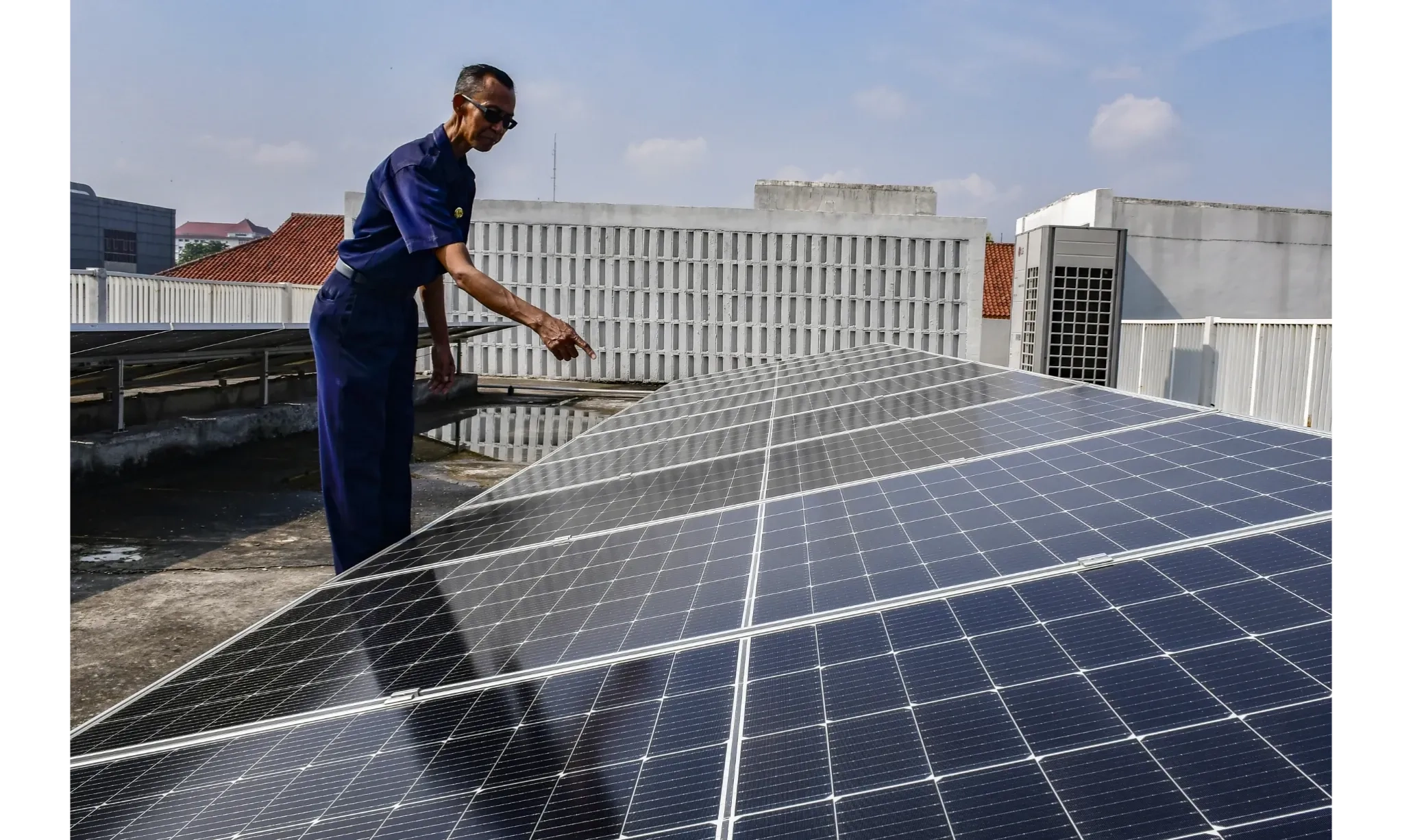 <p>Transisi Energi di Indonesia Terhadang Anggaran&nbsp;</p>