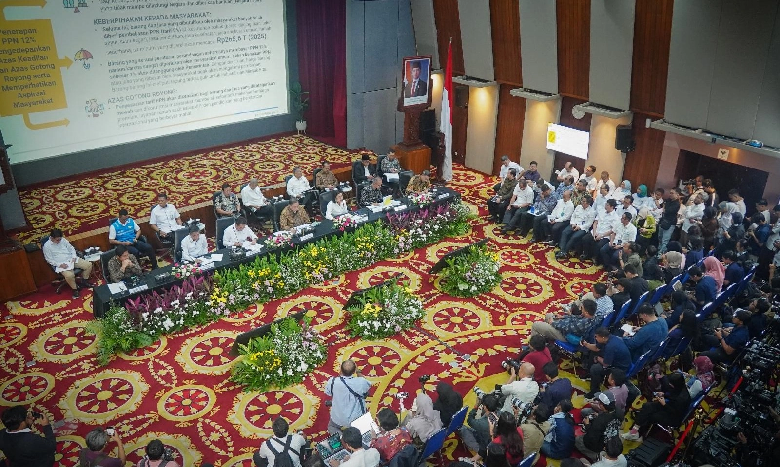 <p>Yuk Simak! Pemerintah Tebar 15 Insentif Ekonomi Sambut 2025&nbsp;</p>