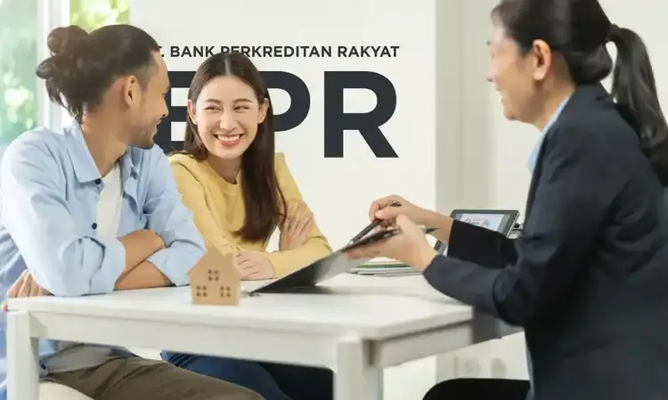 <p>OJK Cabut Izin 20 BPR/S Sepanjang 2024</p>