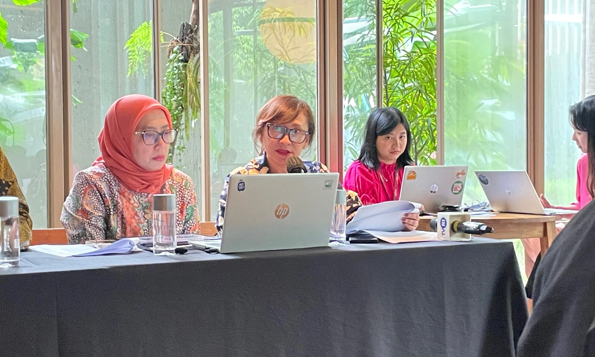 <p dir="ltr" id="isPasted">PPN Jadi 12%, KSEI: Tunggu Petunjuk Pelaksanaan untuk Pasar Modal</p>