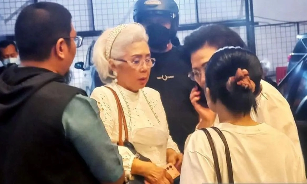 <p>Kejati Jakarta Tangkap Buronan Kredit Macet Bank Sinarmas</p>