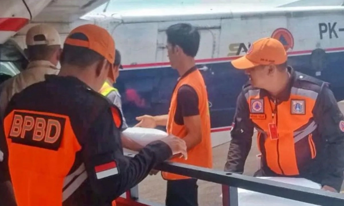 <p>Tahun Baru 2025, Modifikasi Cuaca Turunkan Hujan di Jakarta&nbsp;&nbsp;</p>