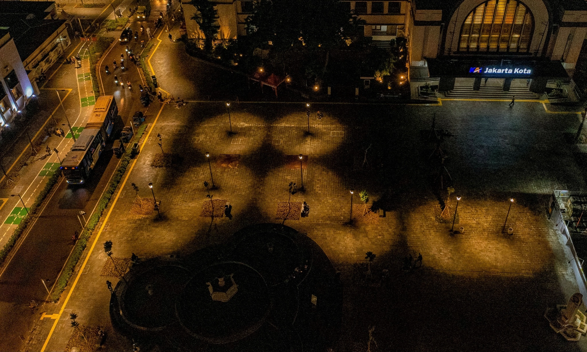 <p id="isPasted">Kawasan Kota Tua Jakarta Tak Sekadar Tempat Wisata</p>