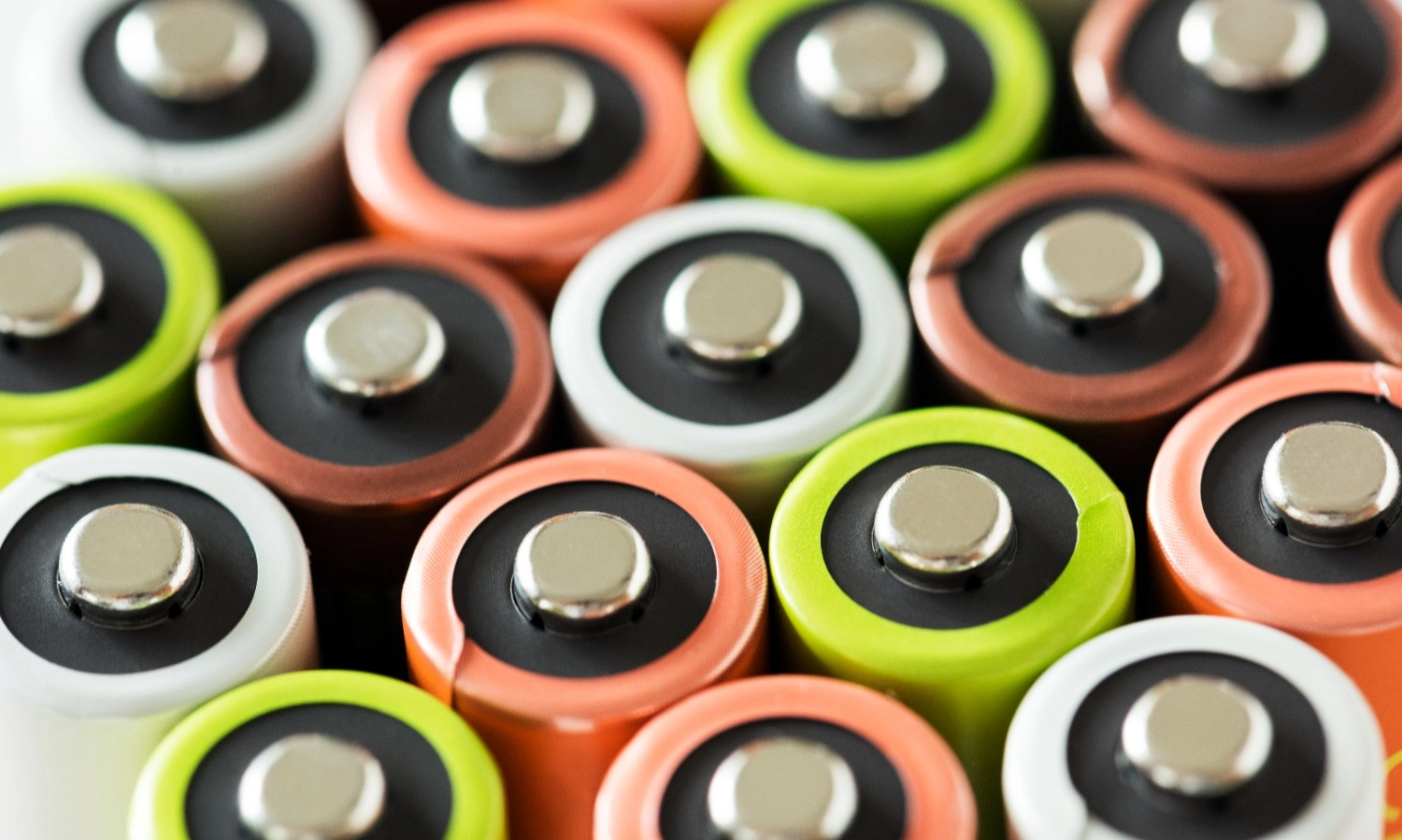 <p>Kembangkan Baterai <em>Solid-State</em>, Honda Gandakan Jarak Tempuh EV Hingga 997 km</p>