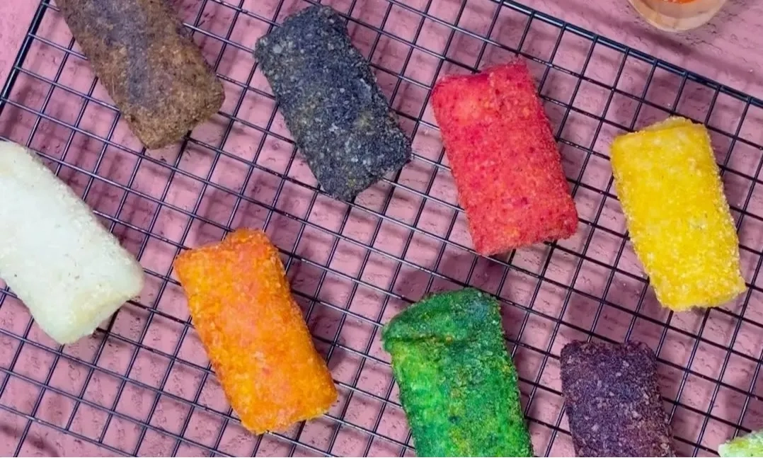 <p>Kreasi Sirisoles Memasarkan Risoles Warna-Warni&nbsp;</p>