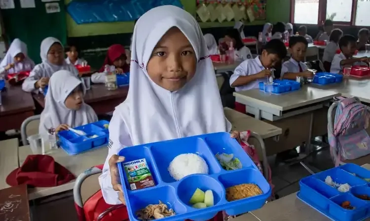 <p>Kemenkeu Pastikan Anggaran Rp71 T Untuk MBG Tak Bebani APBN 2025</p>