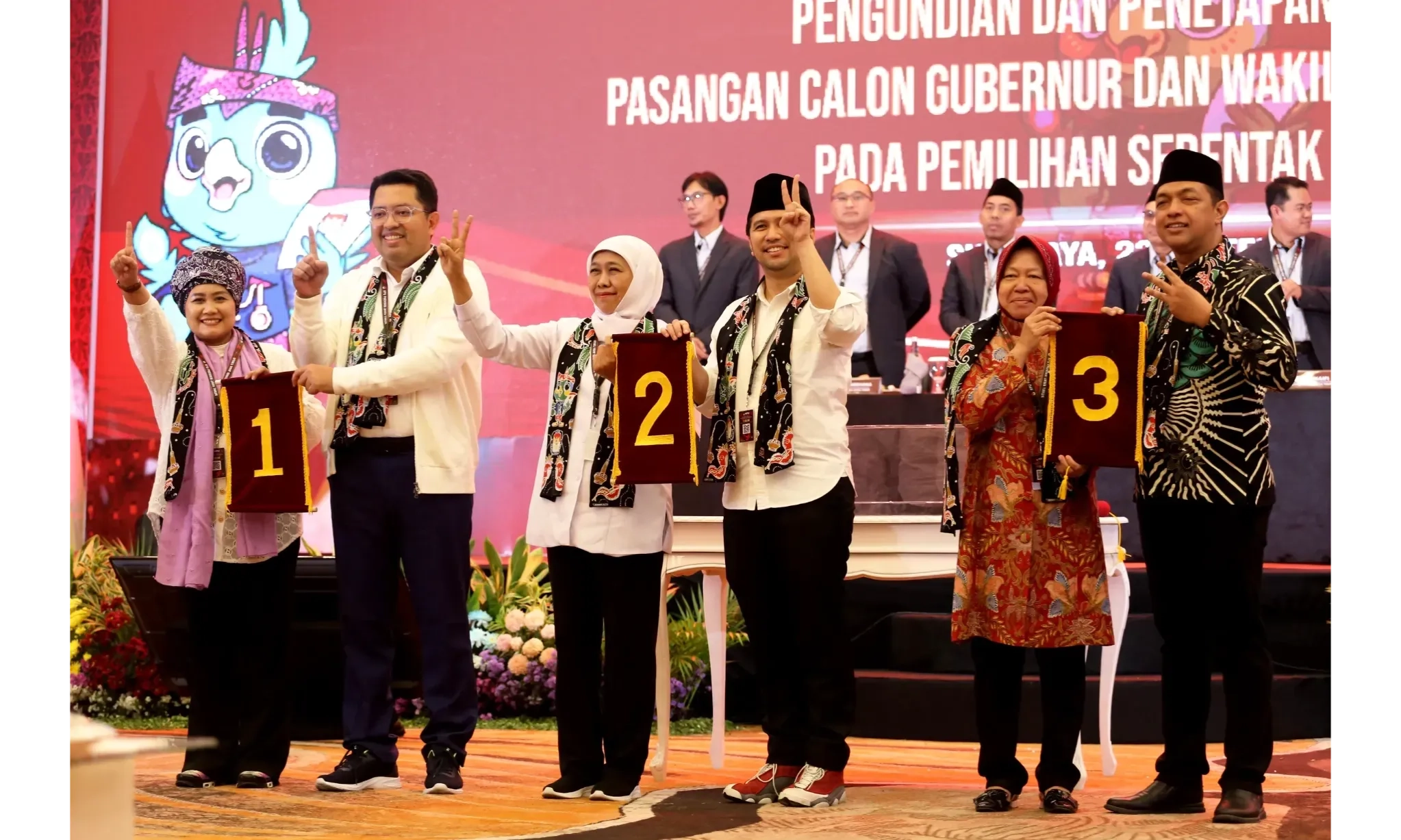 <p>Di MK, Risma-Gus Hans Tuding Manipulasi Pilgub Jatim 2024</p>