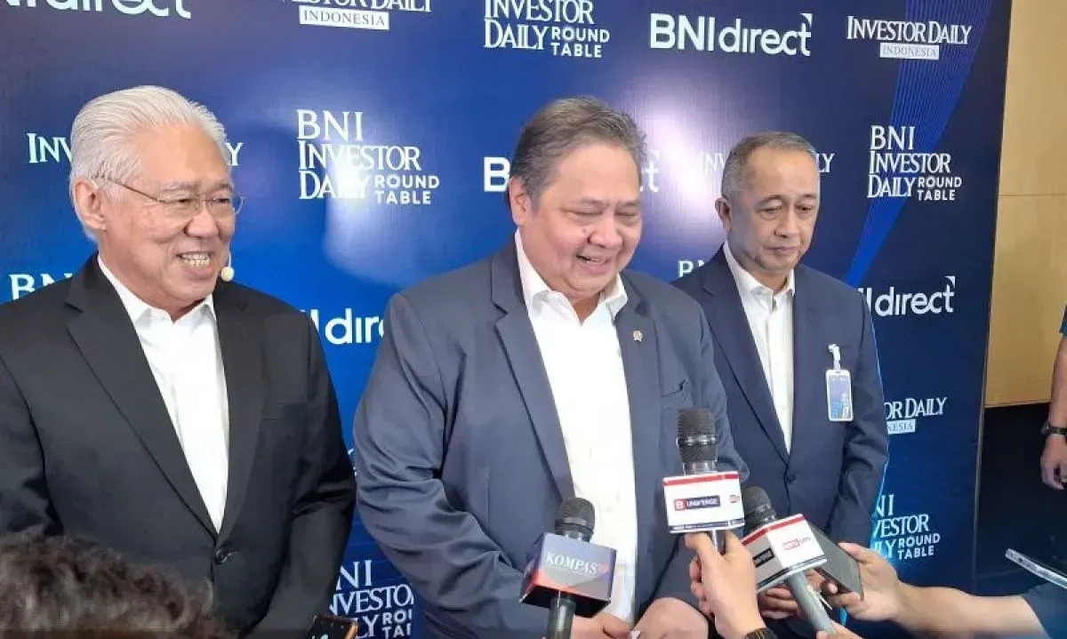 <p>Airlangga:10 Juta Orang Kaya Masih Gemar Belanja Di Luar Negeri</p>