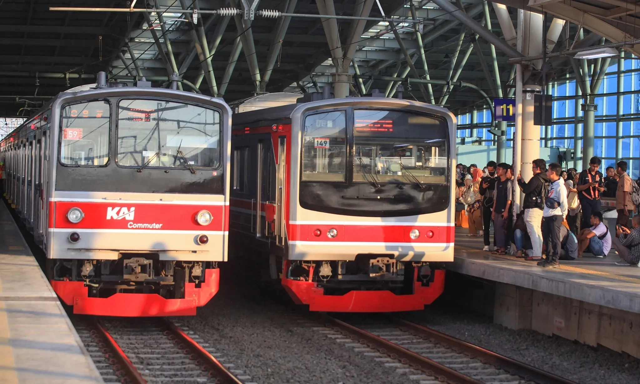 <p>Anggota DPR Usul KAI Perluas Jalur KRL Sampai Purwakarta</p>