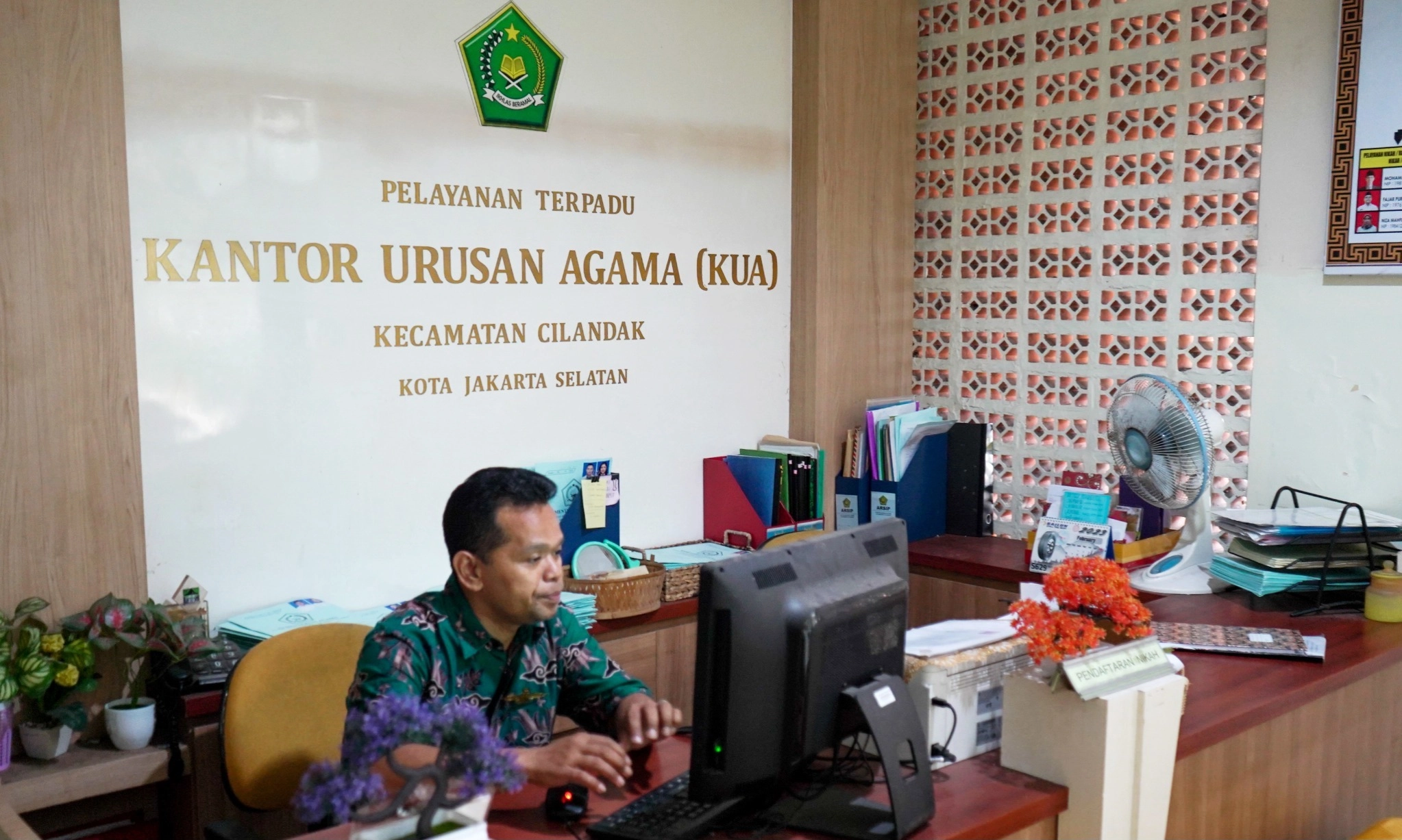 <p>KUA Jadi <em>Green Building&nbsp;</em>Kelola Limbah Air Wudhu</p>