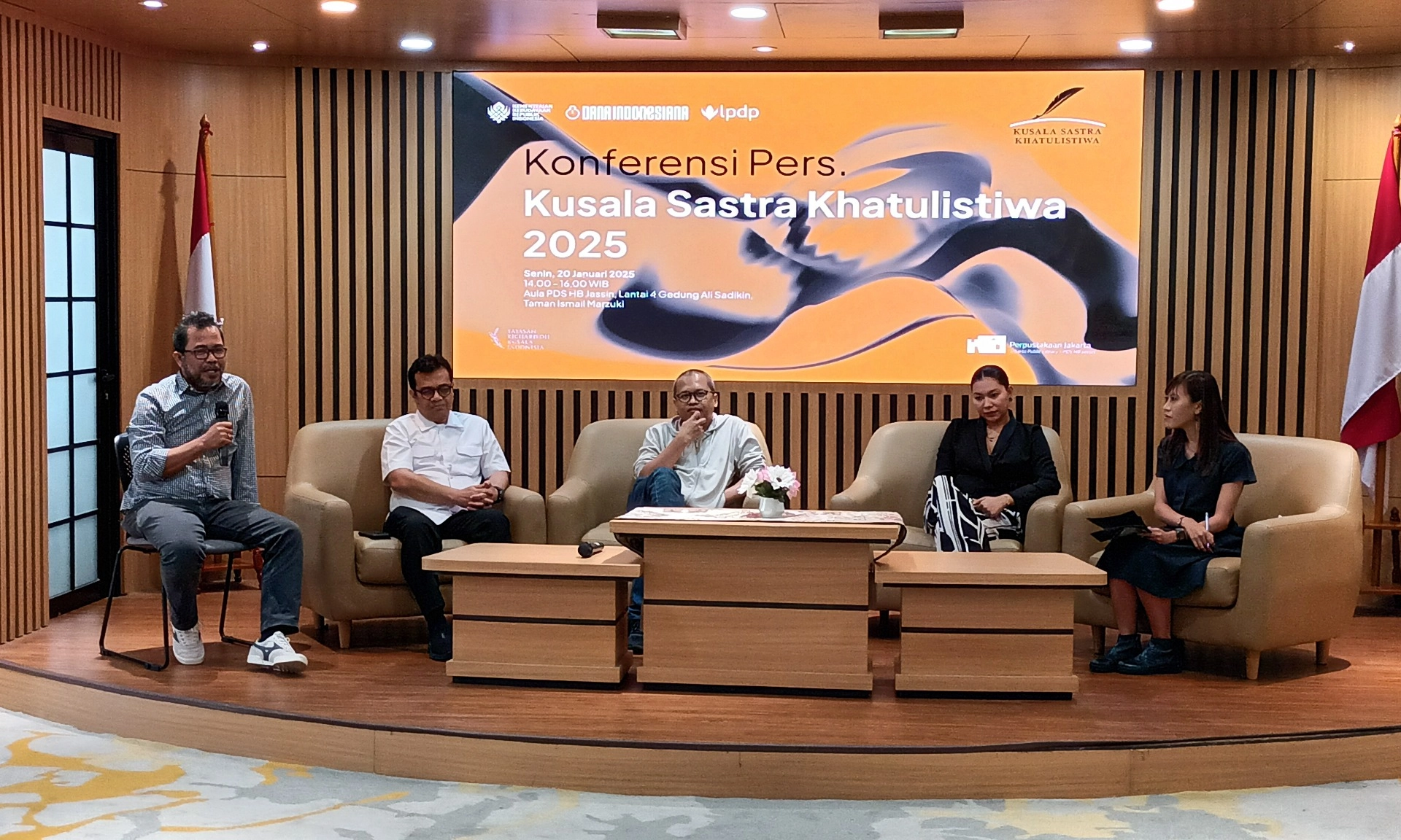 <p>Kusala Sastra Khatulistiwa Kembali Hadir, Hadiah Capai Rp100 Juta </p>