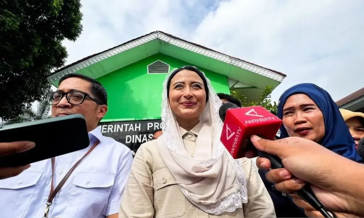 <p id="isPasted">Wamendag: Kebijakan Tarif Trump Jadi Peluang RI Buat Substitusi Pasar</p>