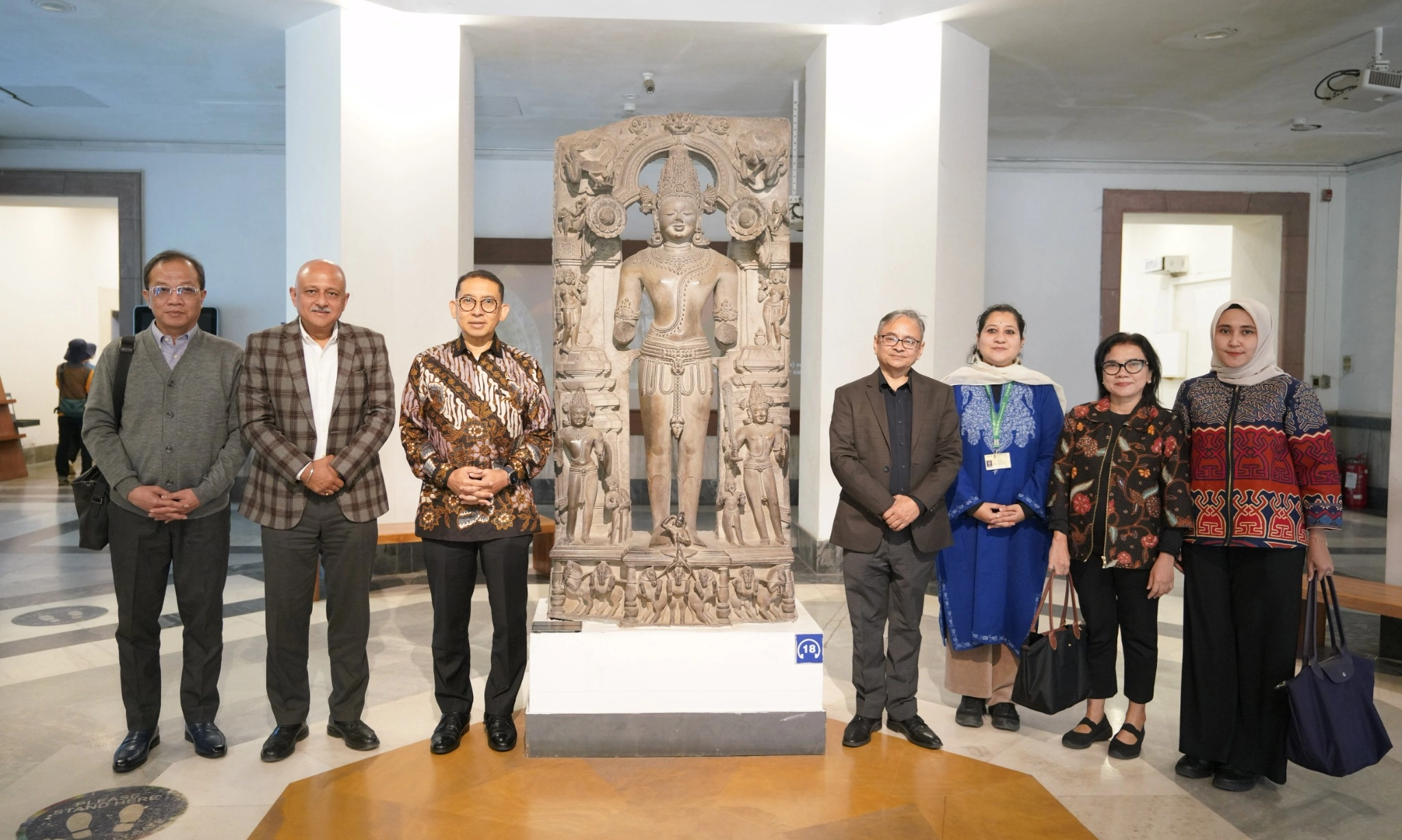 <p>Indonesia-India Perkuat Kerja Sama Bahasa, Sastra Hingga Arkeologi</p>