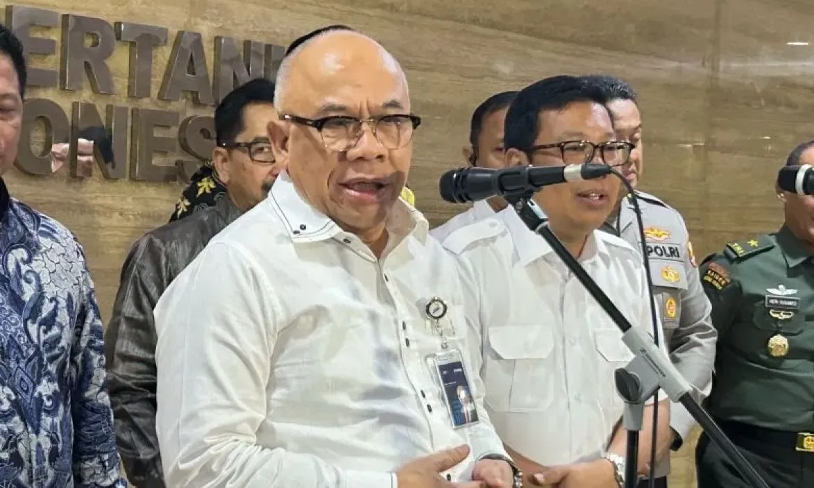 <p>Bulog Dimodali Rp16 Triliun Untuk Serap 3 Juta Ton Beras</p>