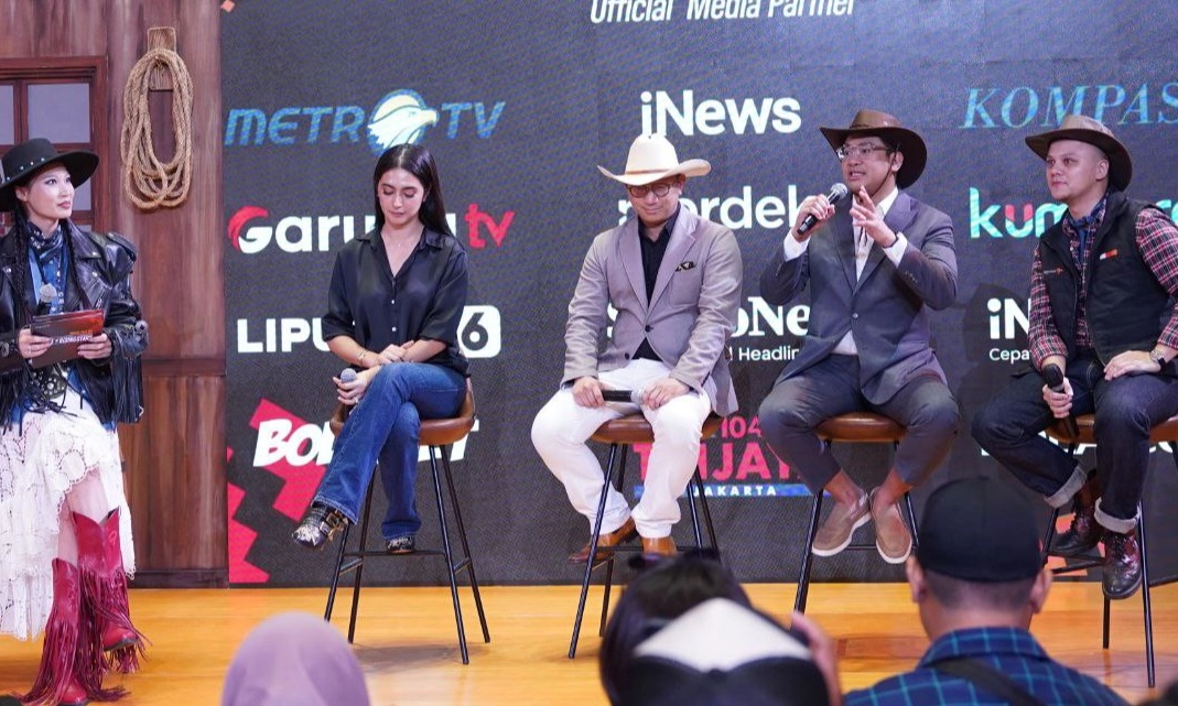 <p>Kembangkan Potensi Pacu Kuda, Sarga.Co Gelar Sepuluh Kejuaraan Pacuan Kuda</p>