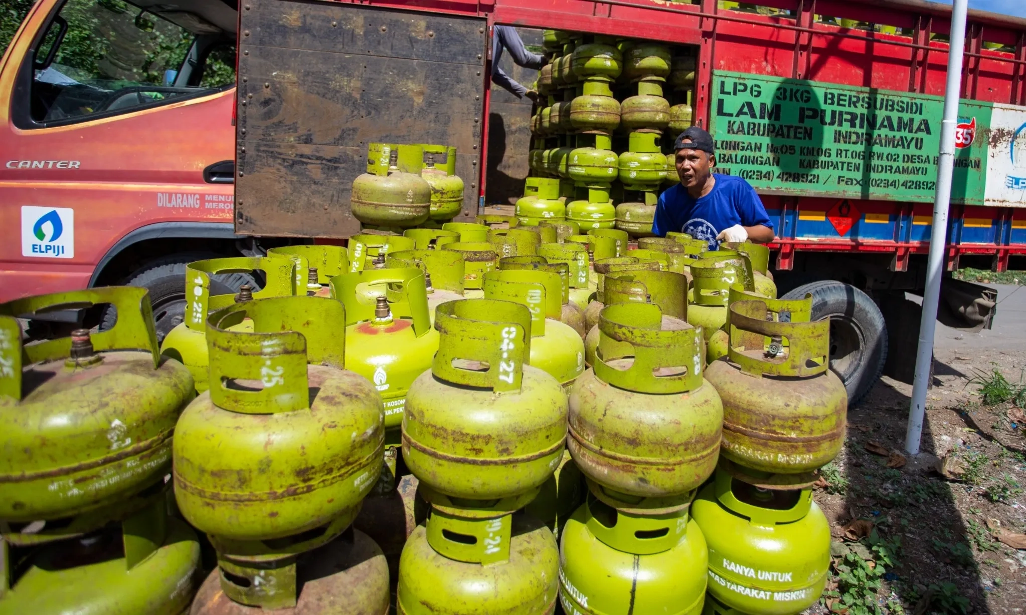 <p id="isPasted">Penataan Distribusi LPG 3 Kg, Pengecer Jadi Sub Pangkalan</p>