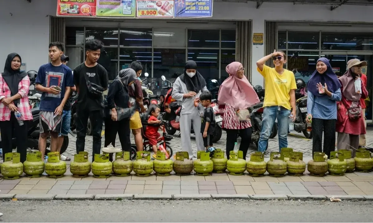 <p>Pengecer Bisa Kembali Jualan LPG 3 Kg Mulai Hari Ini</p>