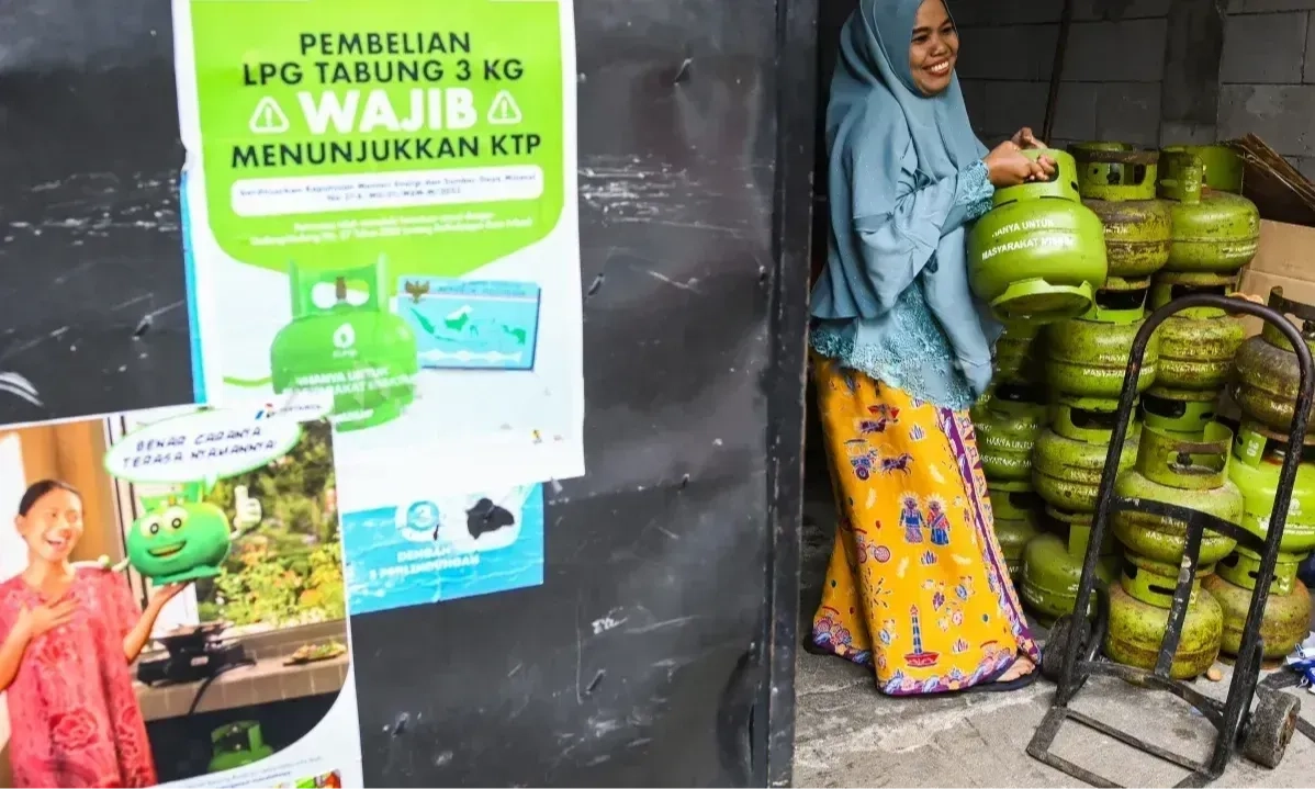 <p>Pertamina Diminta Beri Harga Khusus Buat Pengecer Yang Jadi Sub-Pangkalan</p>