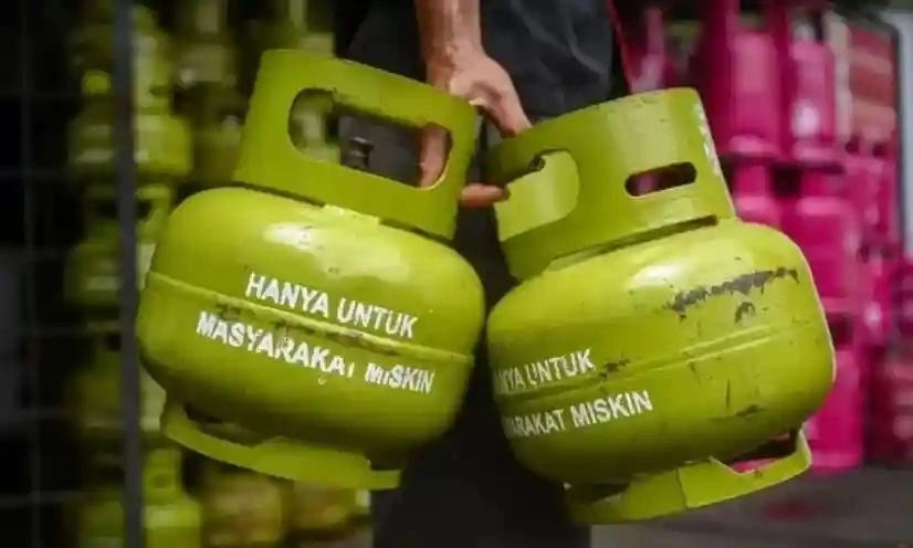 <p><span data-originalcomputedfontsize="14.666666984558105" data-removefontsize="true">Bahlil Siapkan Aturan Main Pembelian Gas Melon Buat UMKM</span></p>