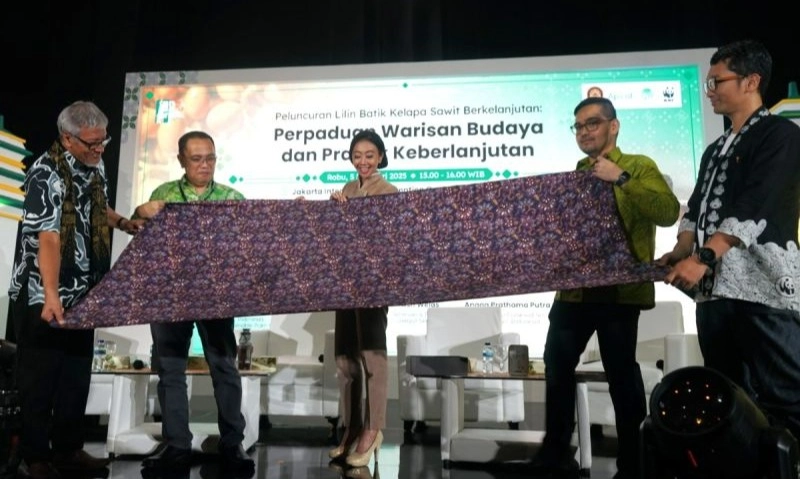 <p>Lilin Batik Kelapa Sawit Wujud Nyata Kebelanjutan Lingkungan</p>