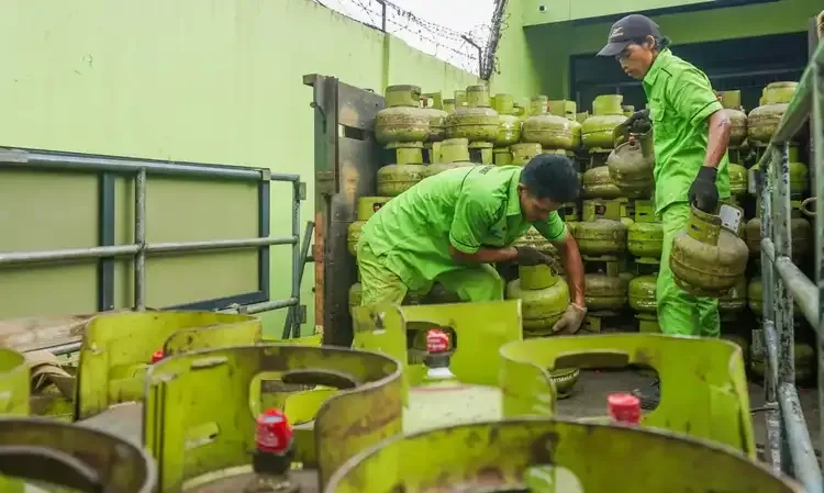 <p>Bukan OSS, Pendaftaran Sub-Pangkalan LPG Bakal Lewat Aplikasi Pertamina</p>