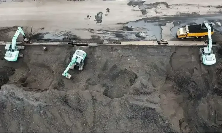 <p>Ekonom: Hilirisasi Tambang Saja Tak Cukup Dongkrak Pertumbuhan Industri</p>