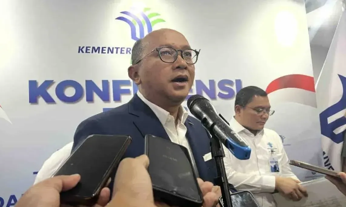 <p>Soal Ormas Ganggu Investasi, Rosan Hanya Sebut Perlu Ada Diskusi</p>