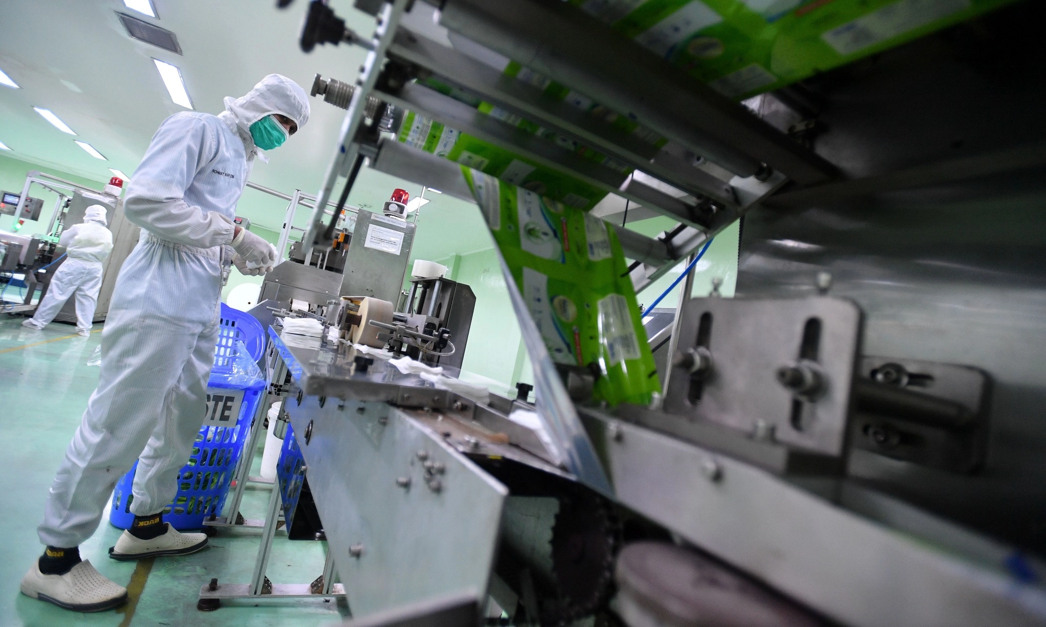 <p><span class="selectable-text copyable-text false" id="isPasted">Pemerintah Sayangkan Sektor Manufaktur RI Terus Merosot</span></p>