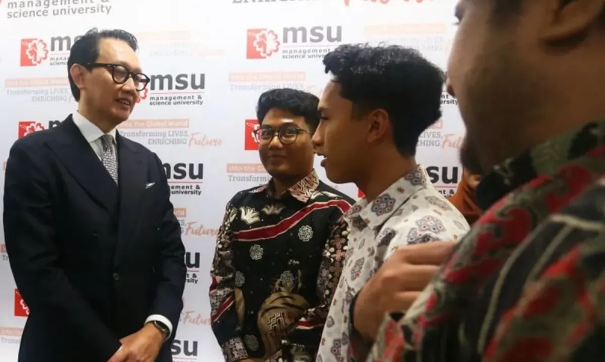 <p id="isPasted">Indonesia Ajak Malaysia Kembangkan Ekosistem Semikonduktor Bersama</p>