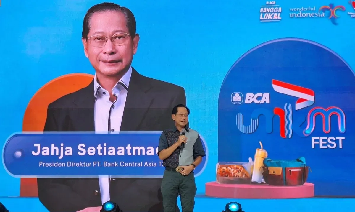 <p dir="ltr" id="isPasted">BCA (BBCA) Bakal Ganti Dirut, Siapa Calonnya?</p>