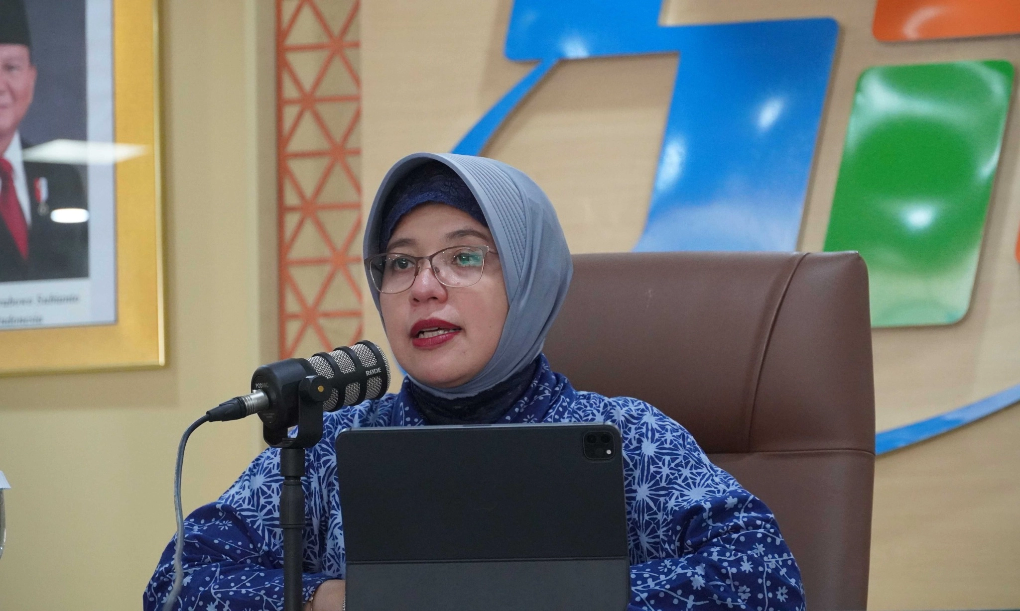 <p id="isPasted">BPS: Januari 2025, RI Cetak Surplus Dagang US$3,45 M &nbsp;</p>