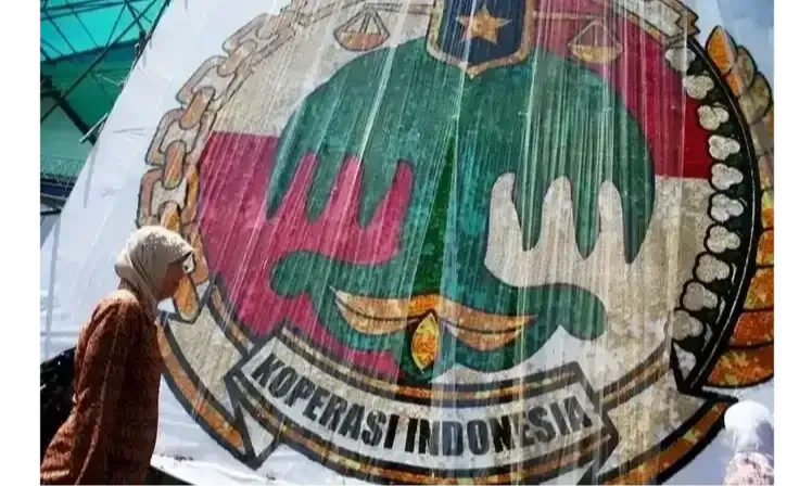 <p>Kemenkop Setuju Koperasi Diizinkan Kelola Tambang</p>