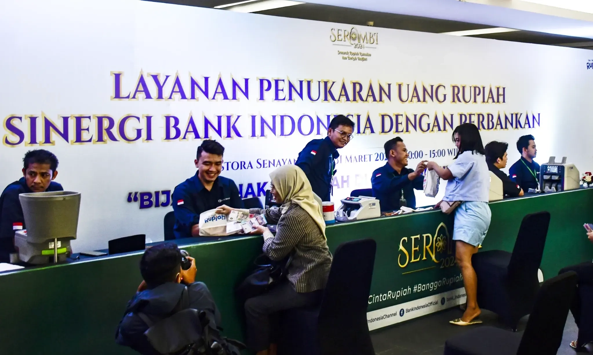 <p>&nbsp;BI Siapkan Uang Tunai Rp180,9 T Untuk Ramadan-Idulfitri 2025</p>