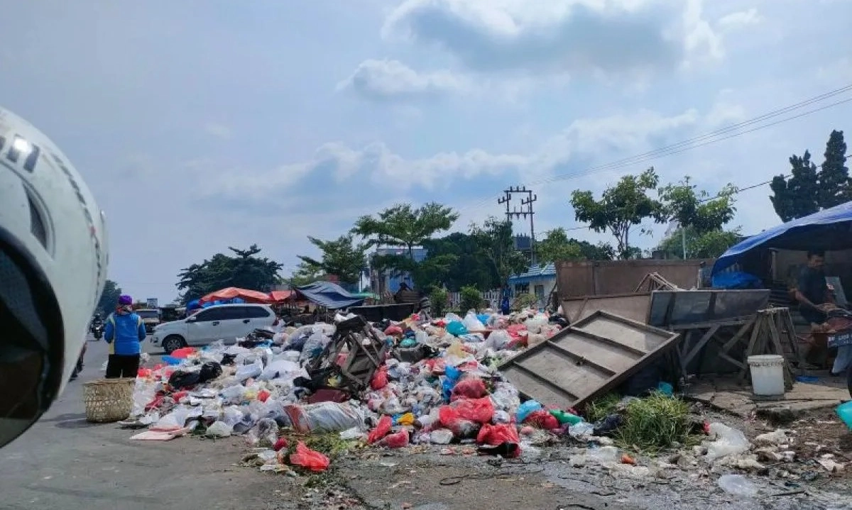 <p>KLH Minta Pemda Awasi Sampah di Pasar</p>
