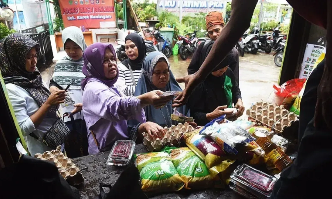 <p>Jelang Ramadan, Pemerintah Serentak Gelar Operasi Pasar Di 4.000 Titik</p>